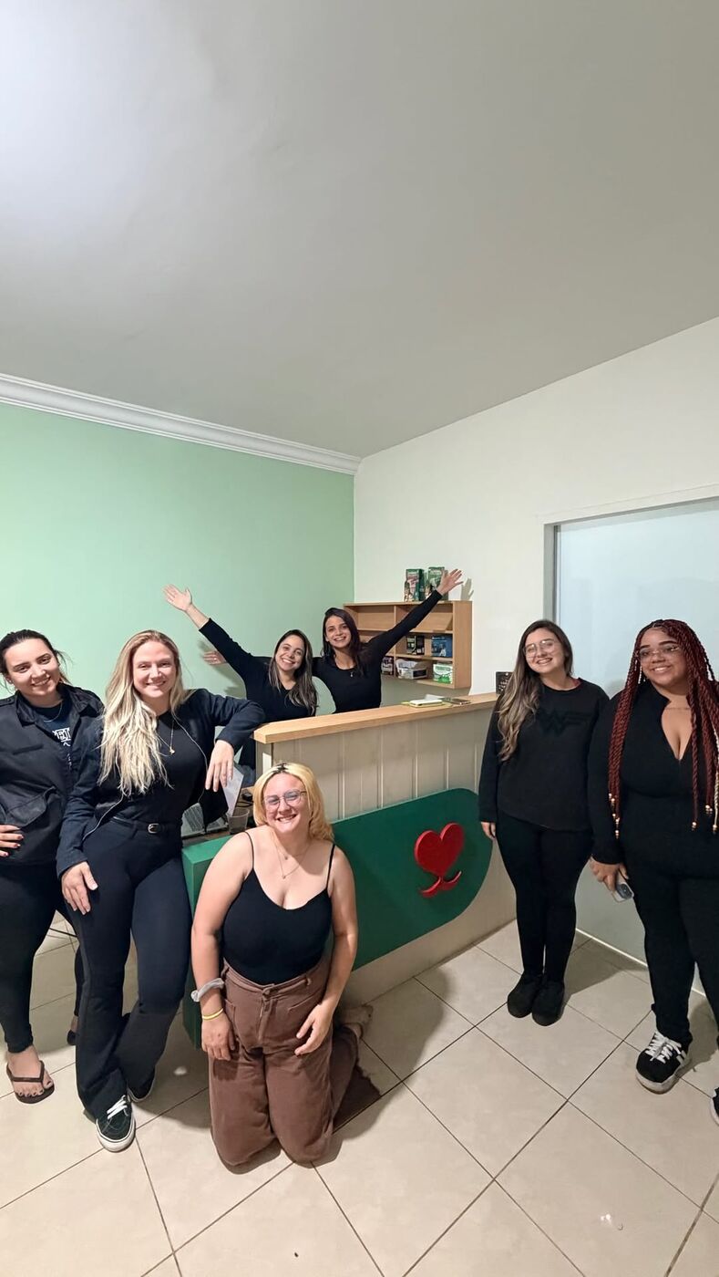 Equipe do Nosso Canto Pet na recepção